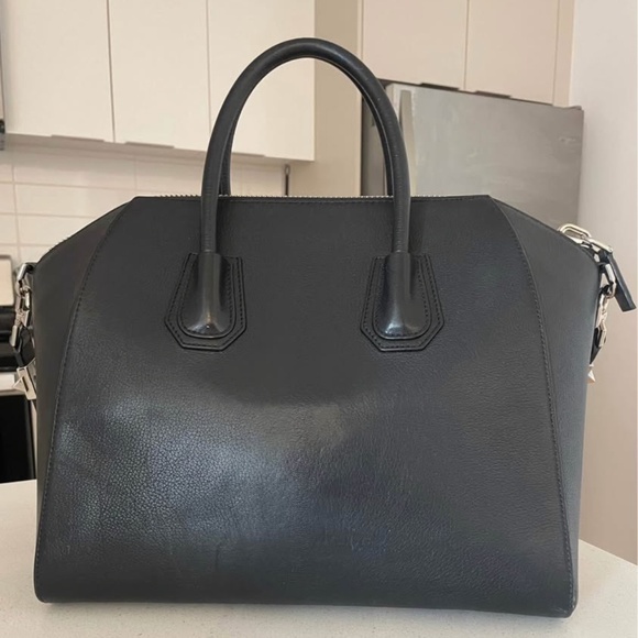 Givenchy Antigona - Picture 2 of 3